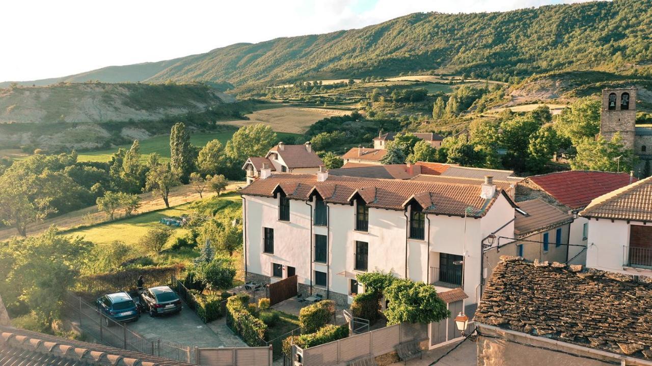 Casas Pirineos Apartman Sabiñánigo Kültér fotó