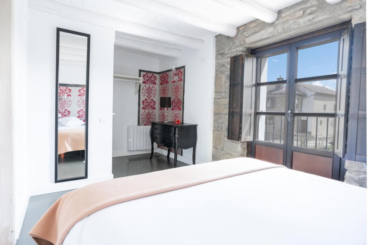 Casas Pirineos Apartman Sabiñánigo Kültér fotó